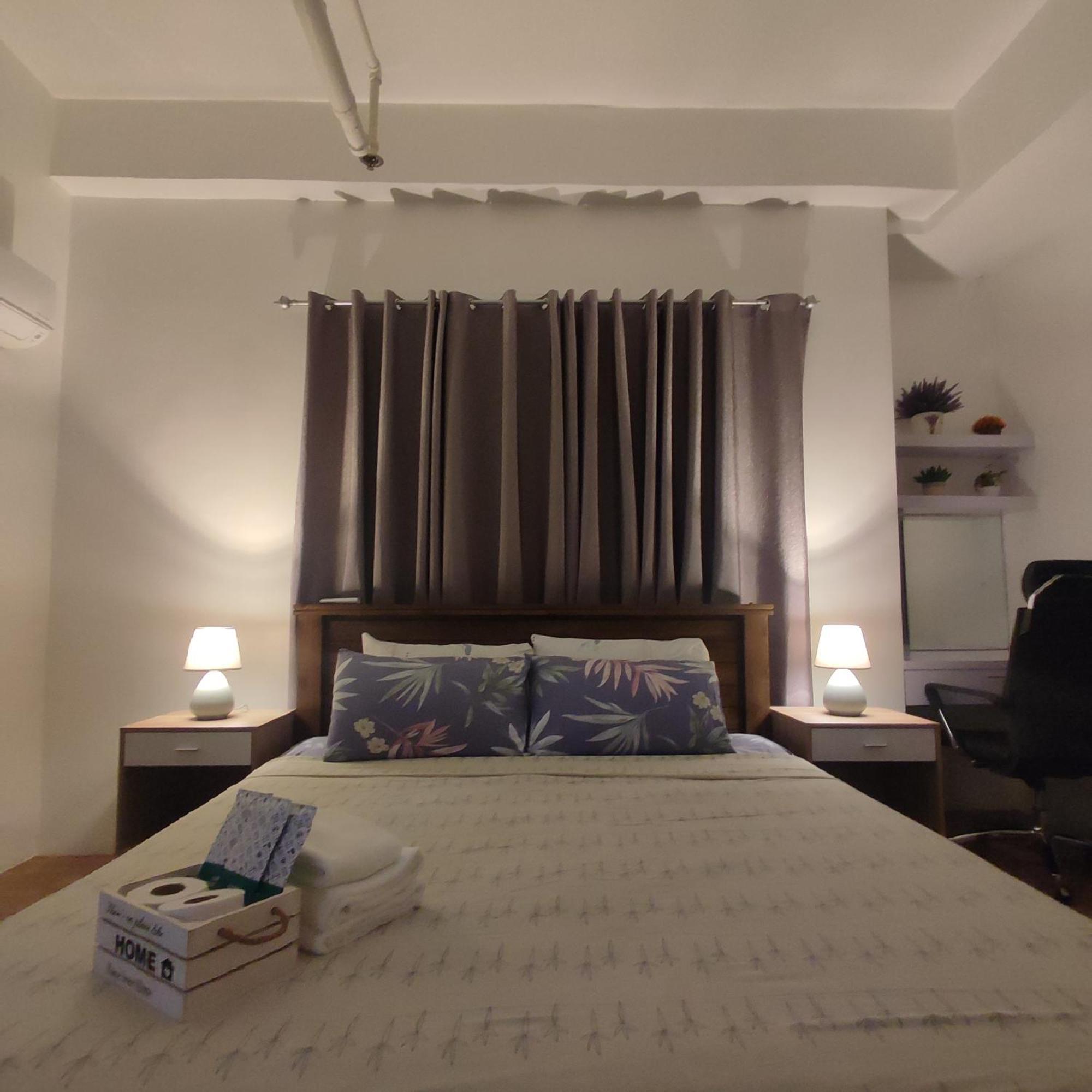 Luxury Spacious 2Br In Salcedo Village マニラ市 エクステリア 写真