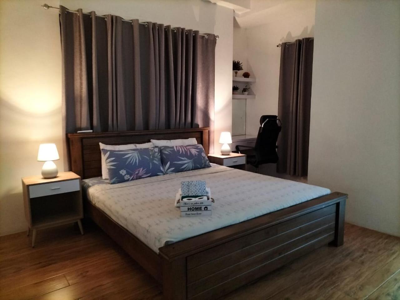 Luxury Spacious 2Br In Salcedo Village マニラ市 エクステリア 写真