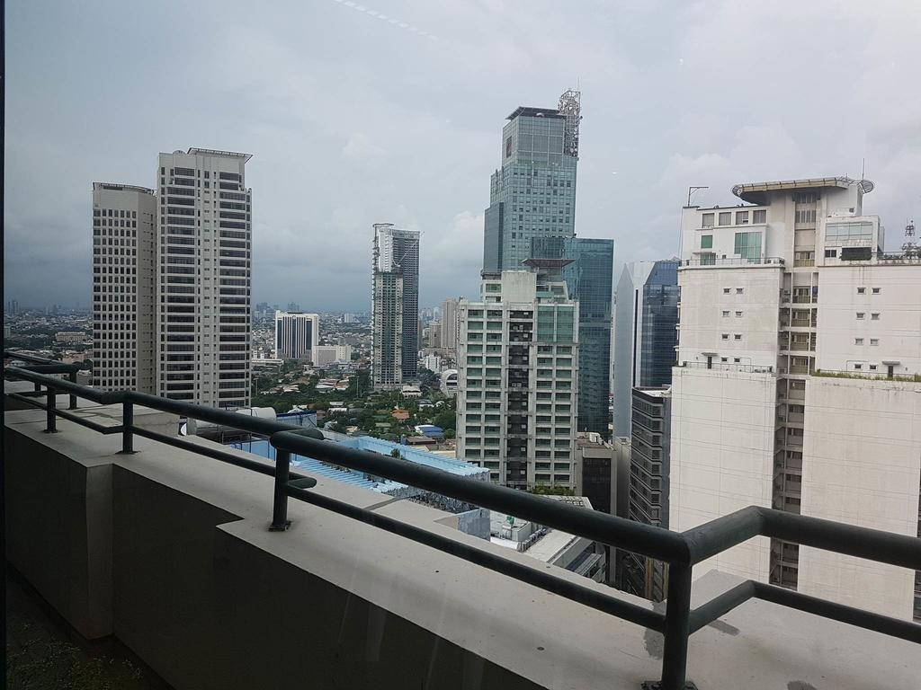 Luxury Spacious 2Br In Salcedo Village マニラ市 エクステリア 写真