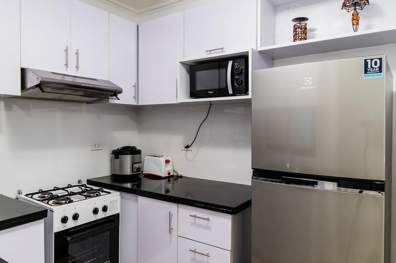 Luxury Spacious 2Br In Salcedo Village マニラ市 エクステリア 写真