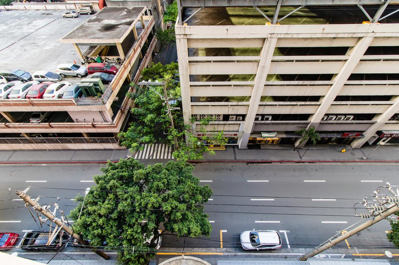 Luxury Spacious 2Br In Salcedo Village マニラ市 エクステリア 写真