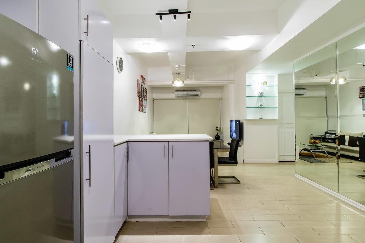 Luxury Spacious 2Br In Salcedo Village マニラ市 エクステリア 写真